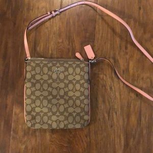 Coach purse F58421